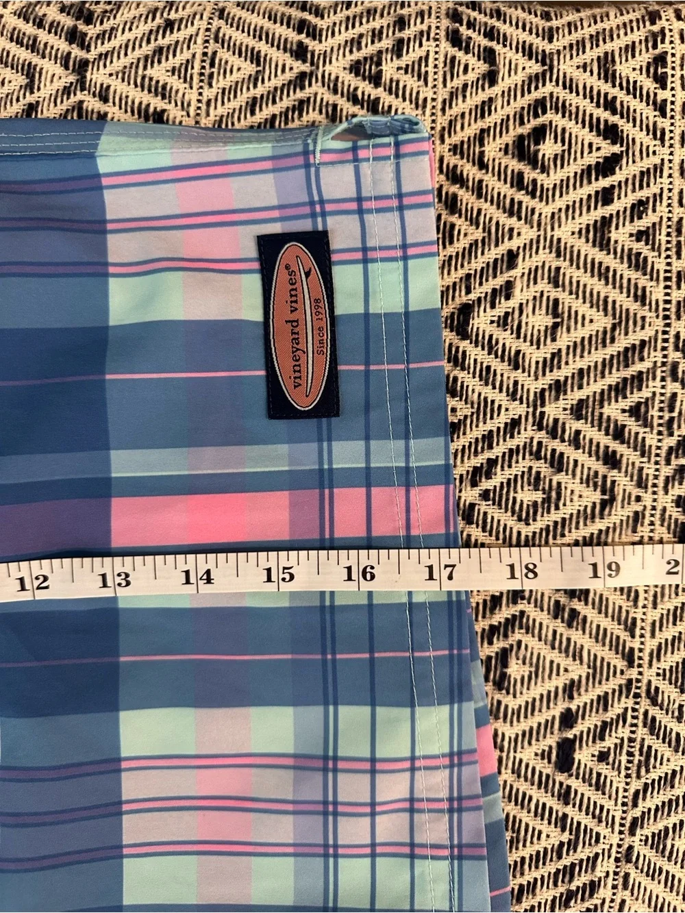 Vineyard Vines Plaid Chappy Swim Trunks Blue Pink Men’s Large 7” Inseam